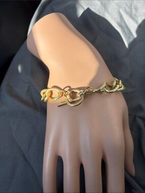 Gold Chain Toggle Bracelet - Women Jewelry